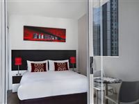 1 Bedroom Apartment - Mantra Midtown Brisbane